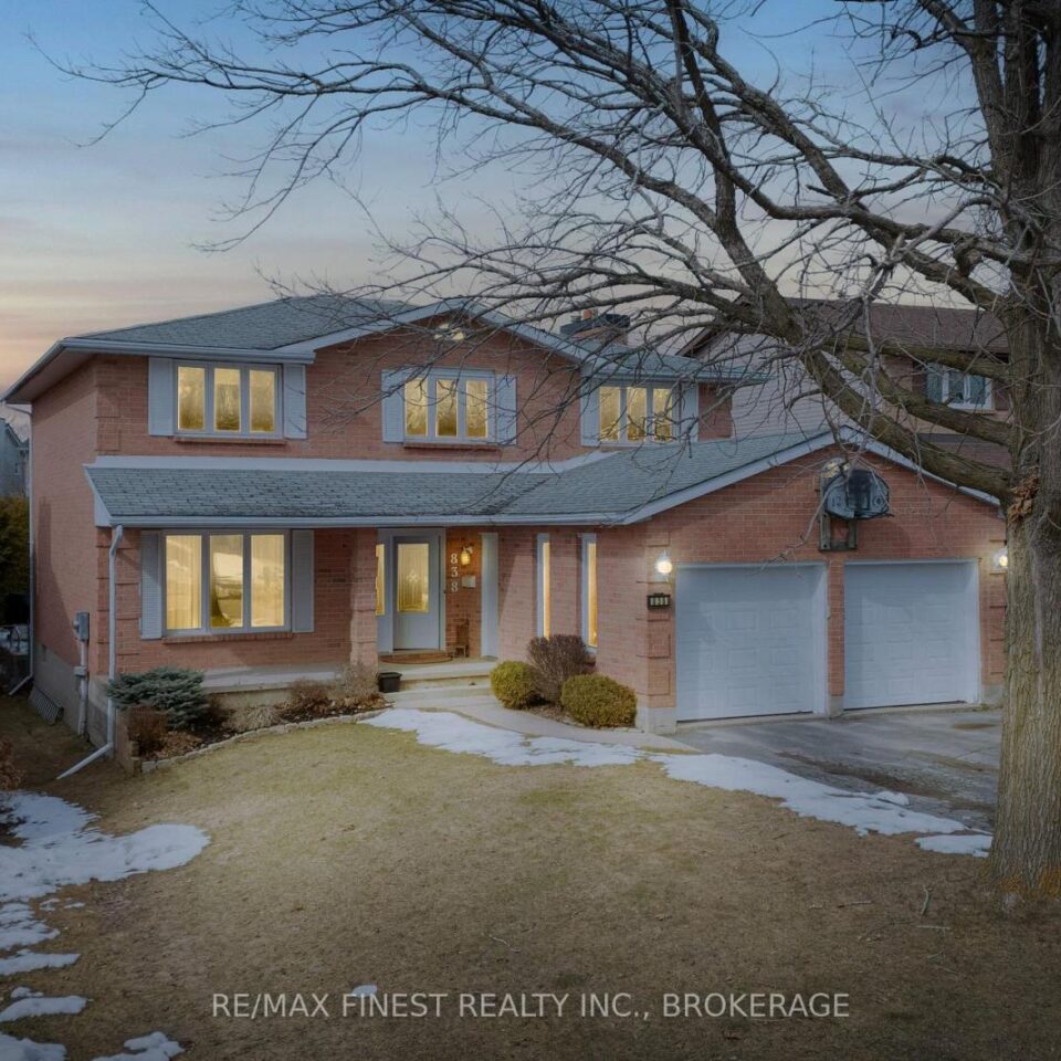 838 Woodside Drive, Kingston