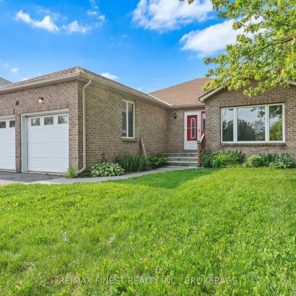 86 Kidd Drive, Loyalist (amherstview)