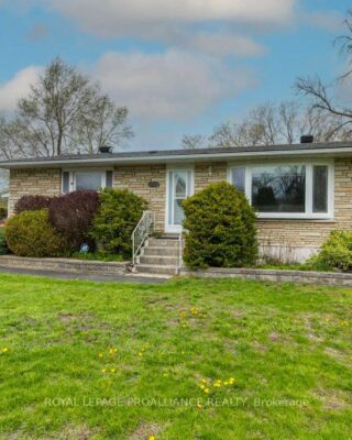 86 Store Street, Quinte West
