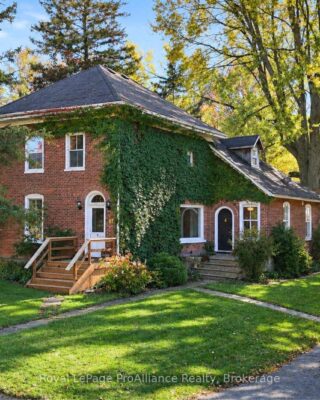 87 Bloomfield Main Street, Prince Edward County