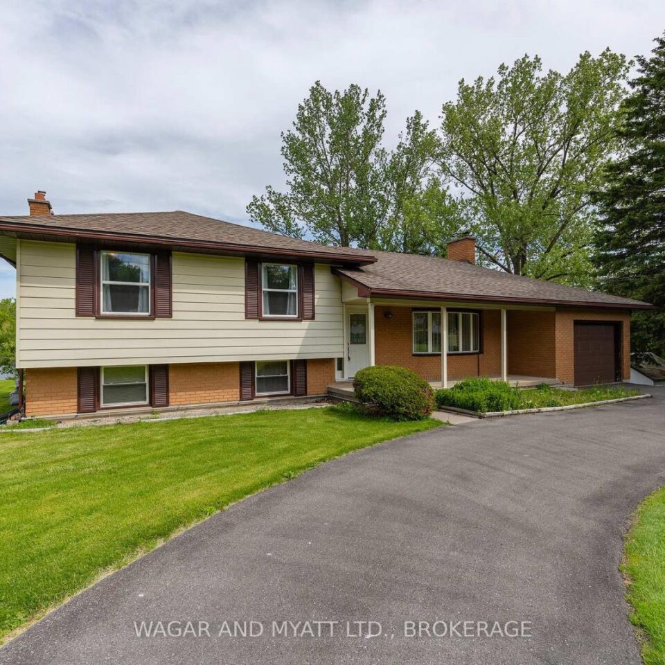 87 River Road, Greater Napanee