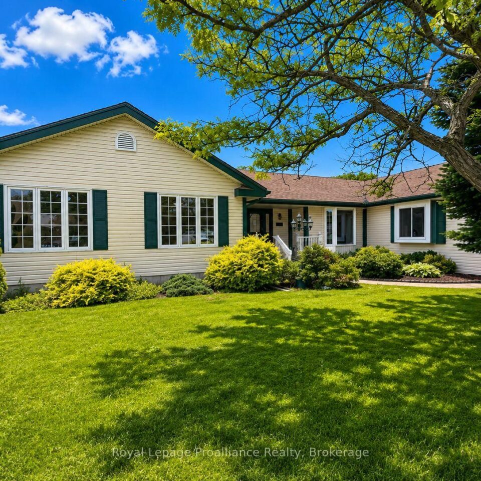 88 Westwind Crescent, Prince Edward County