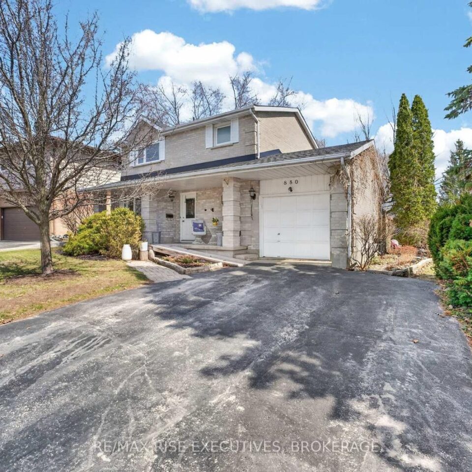 880 Lancaster Drive, Kingston