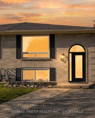 882 Beaconhill Court, Kingston