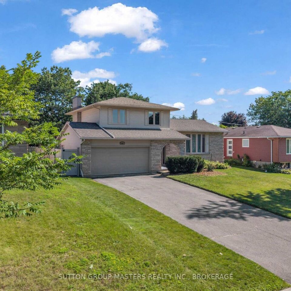 883 Ludgate Crescent, Kingston