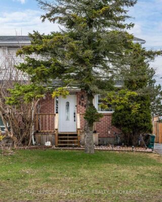 884 Larchwood Crescent, Kingston