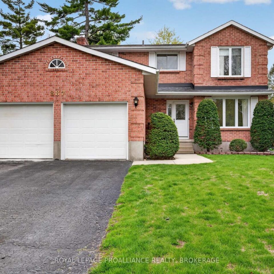 887 Crestwood Avenue, Kingston