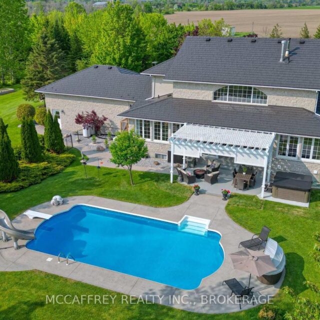 888 Cr 8, Greater Napanee