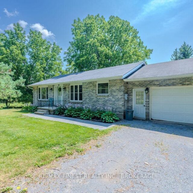 888 Simmons Road, Loyalist (lennox And Addington – South)