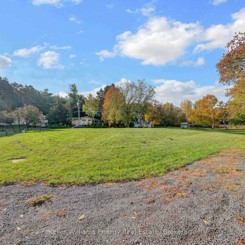 89 Chourney Lane, Prince Edward County