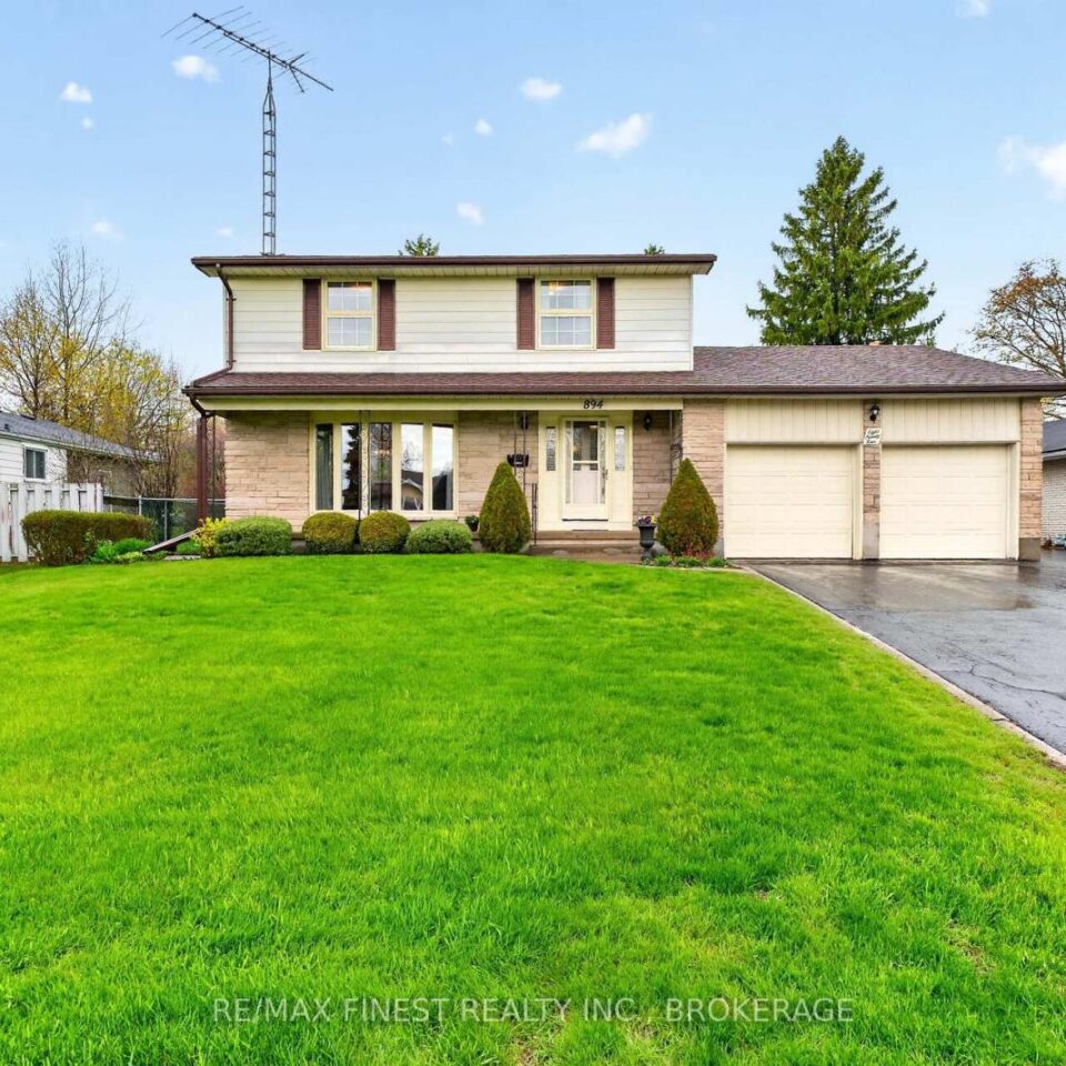 894 Auden Park Drive, Kingston