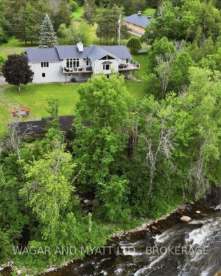 898 County 12 Road, Greater Napanee