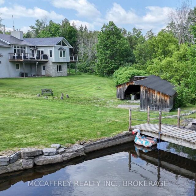 898 County Road 12, Greater Napanee