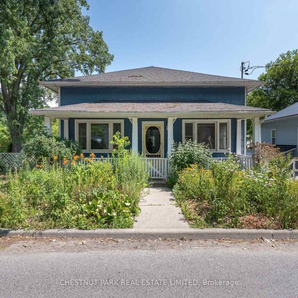 9 East Mary Street, Prince Edward County