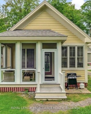 9 Hollow Lane, Prince Edward County