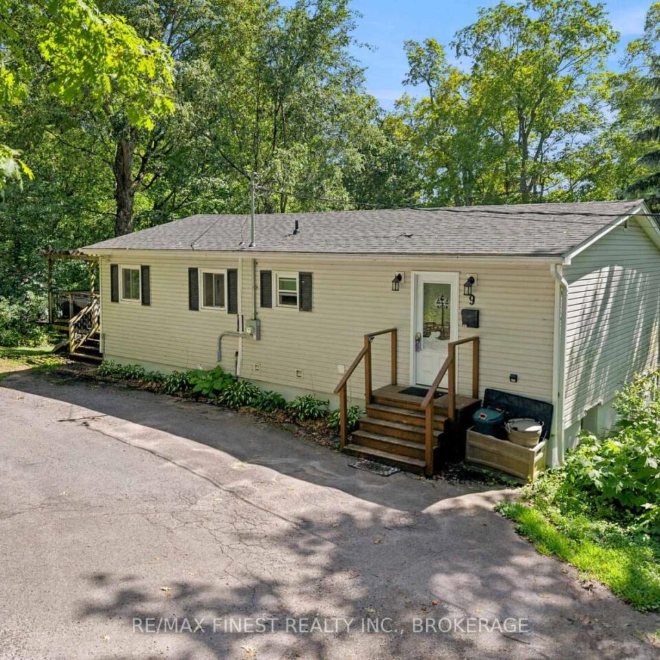 9 Mallard Lane, Kingston