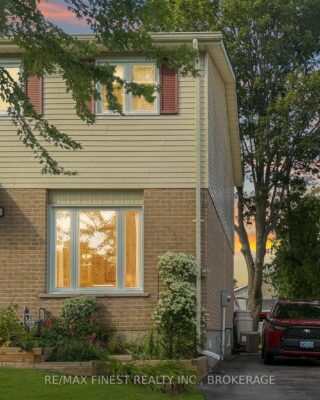 906 Purcell Crescent, Kingston