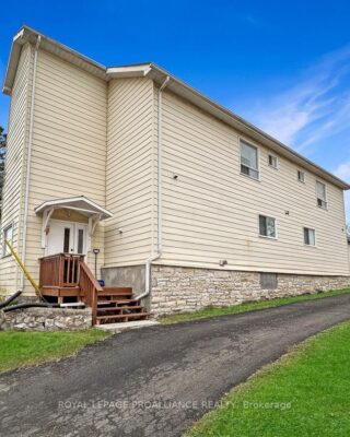 91 St. Lawrence Street E, Madoc