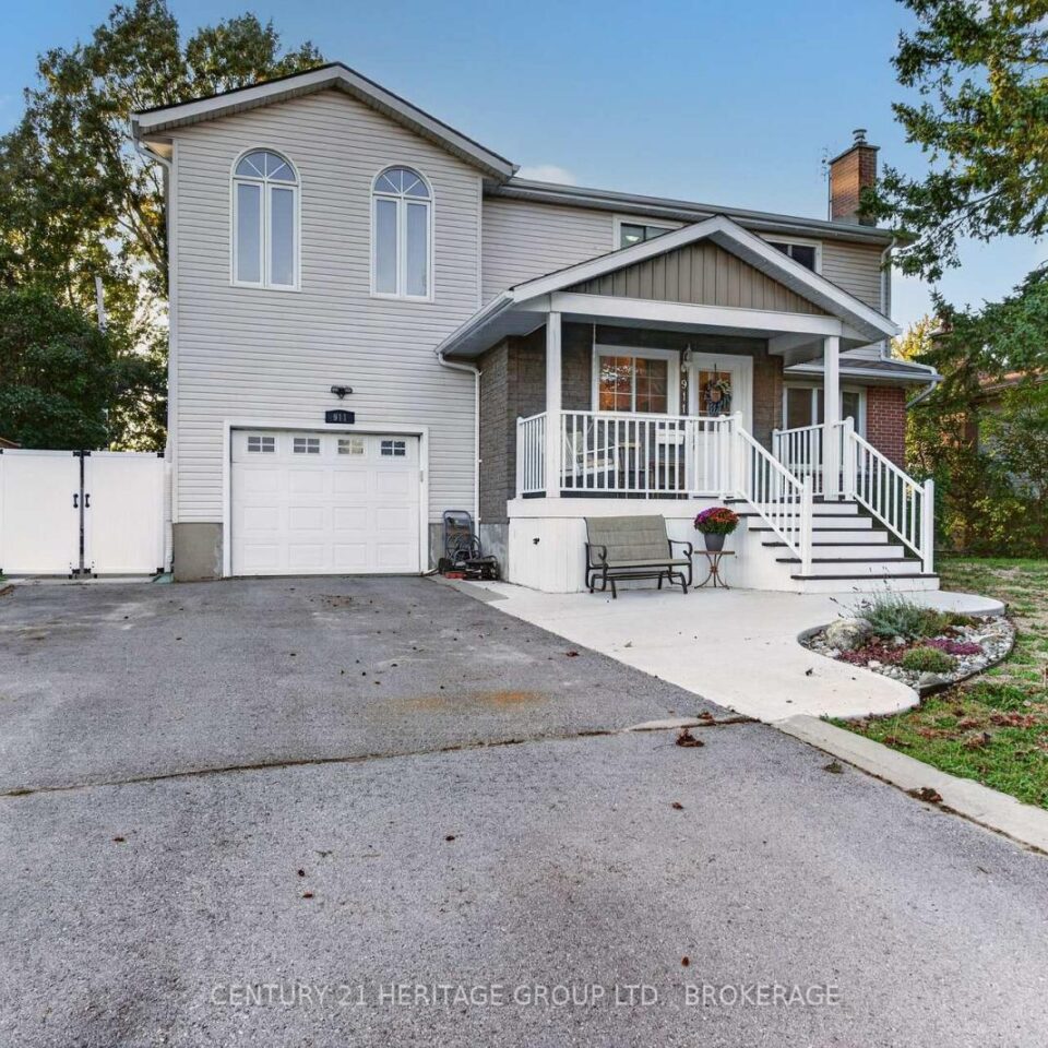 911 Auden Park Drive, Kingston