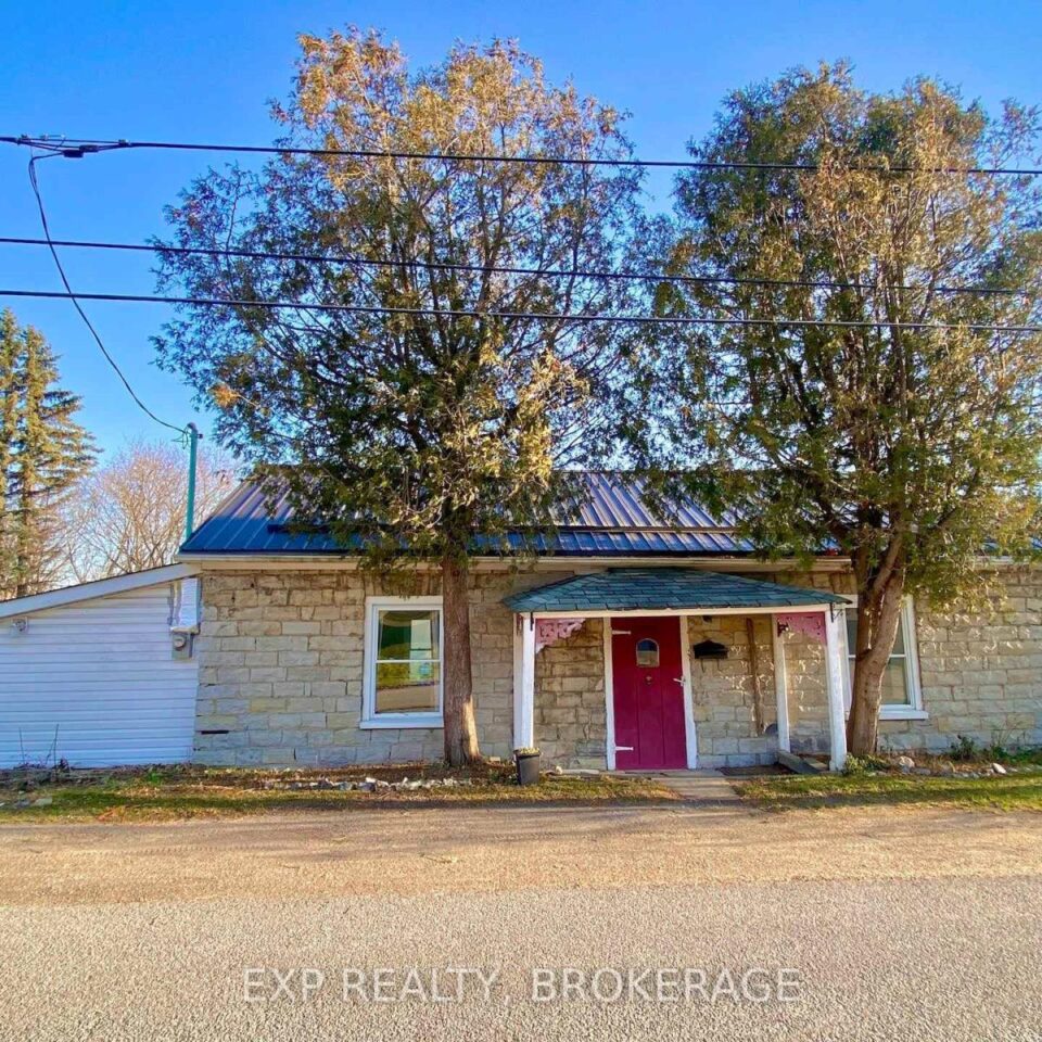 912 Purdy Mills Road, Kingston