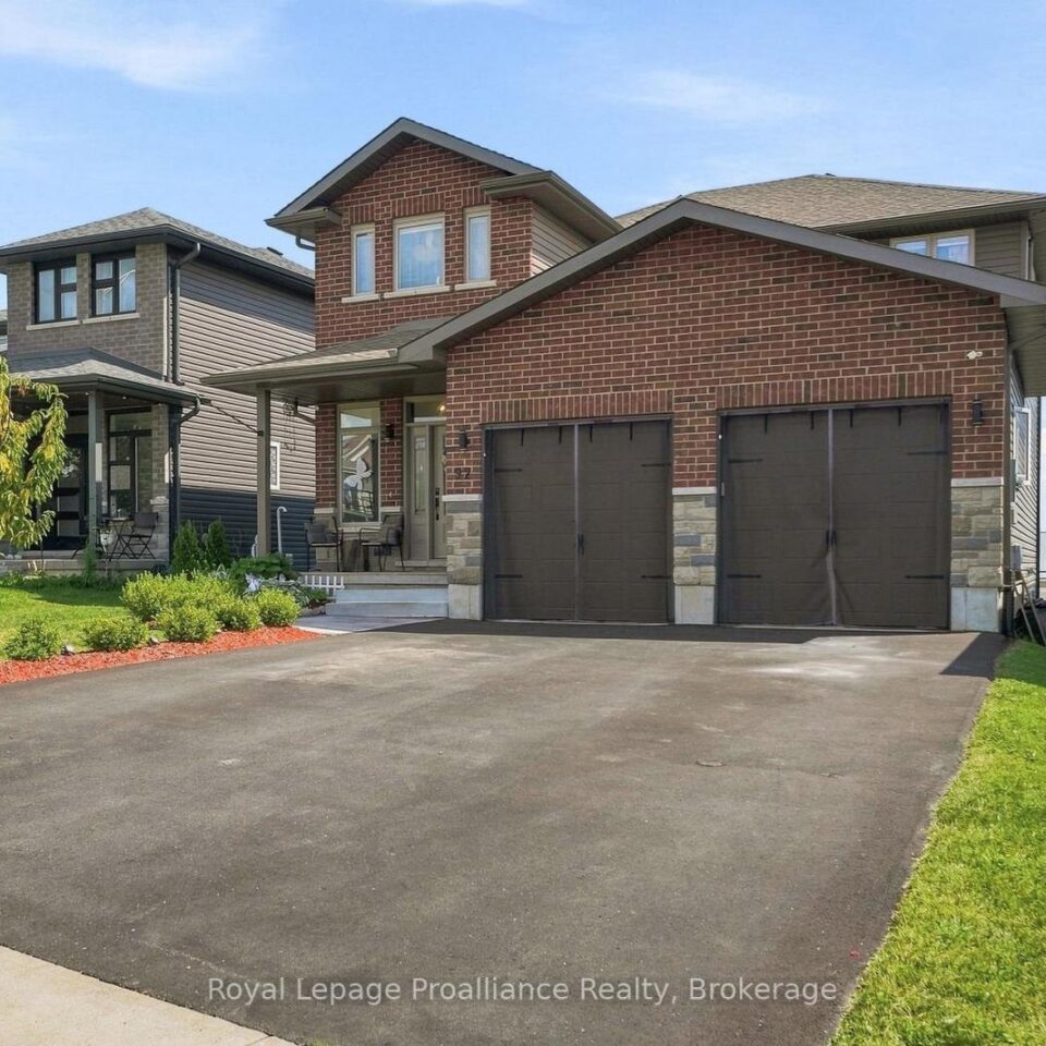 92 Northumberland Boulevard, Quinte West