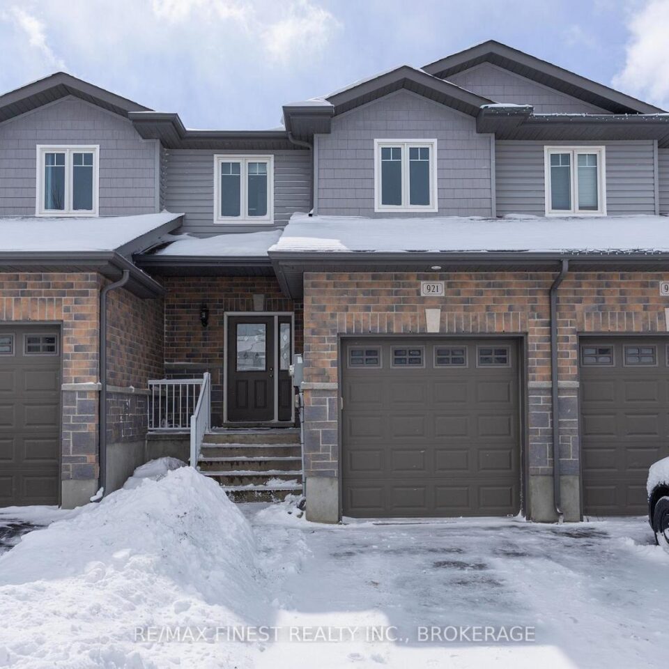 921 Blossom Street, Kingston