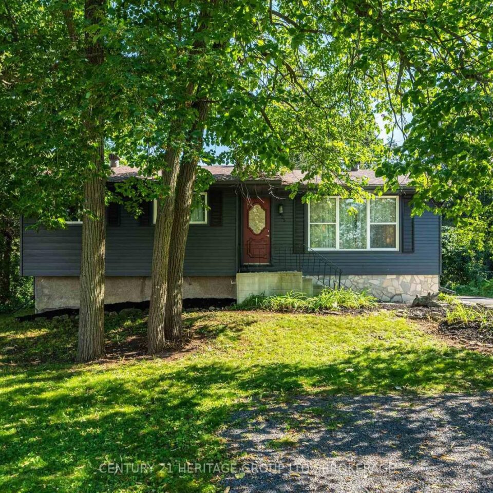 925 Woodbine Road, Kingston