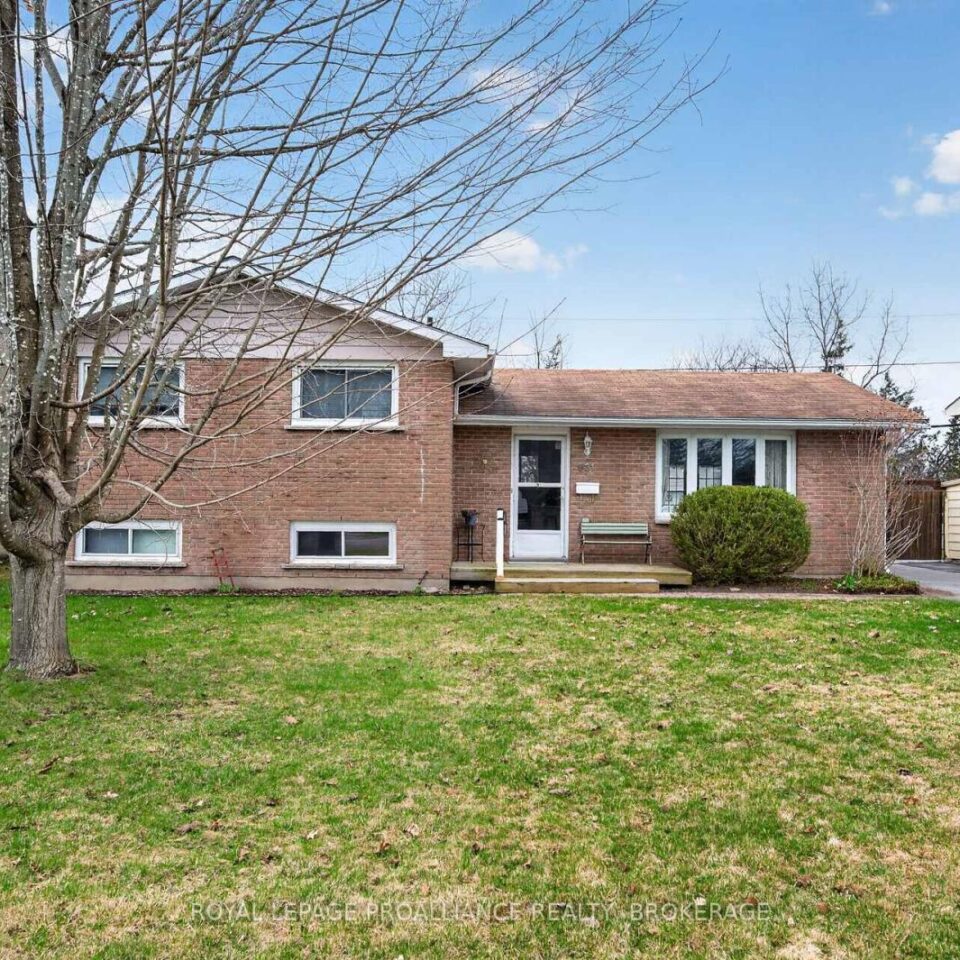 931 Auden Park Drive, Kingston