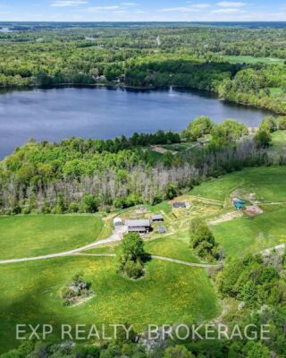 936 Sheffield Lane, Leeds And The Thousand Islands