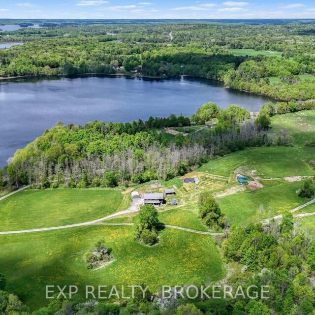 936 Sheffield Lane, Leeds And The Thousand Islands