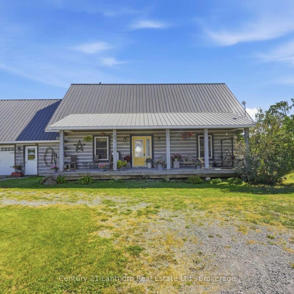 939 Kelly Road, Prince Edward County