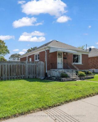 945 Victoria Street, Kingston
