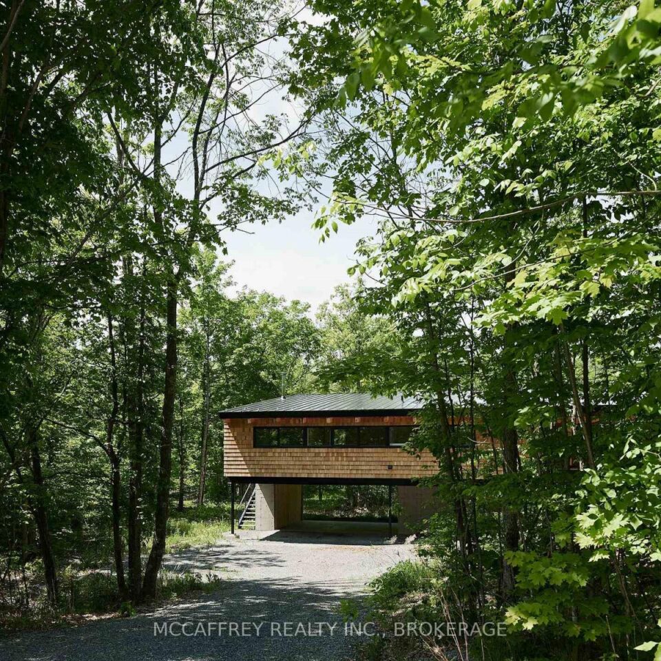 962 Church Road, Stone Mills