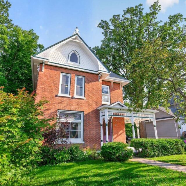 97 St Lawrence Street W, Centre Hastings