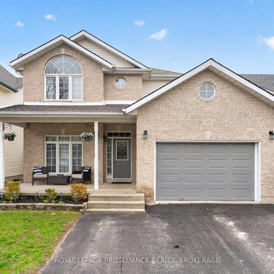 975 Bluffwood Avenue, Kingston