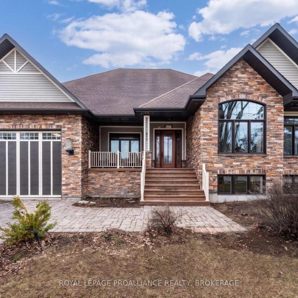 977 Woodbine Road, Kingston