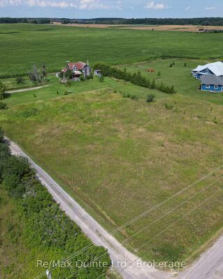 98 Swamp College Road, Prince Edward County