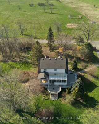 9820 Front Road, Loyalist (lennox And Addington – South)