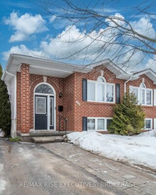 984 Waterbury Crescent, Kingston