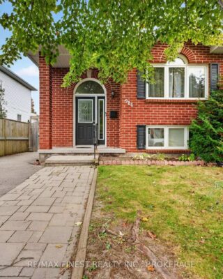 984 Waterbury Crescent, Kingston