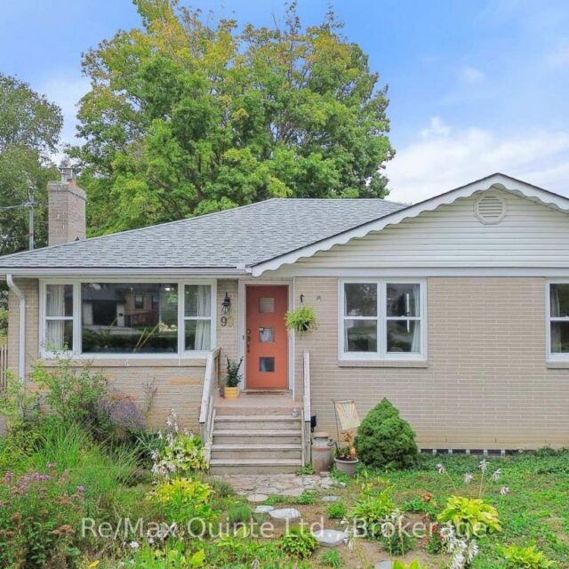 99 Bertram Boulevard, Belleville