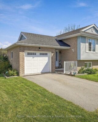 99 Westwind Crescent, Prince Edward County