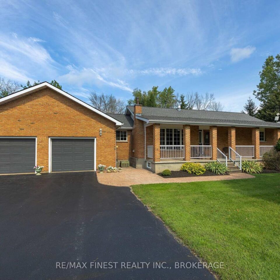 995 Bridge Street W, Greater Napanee