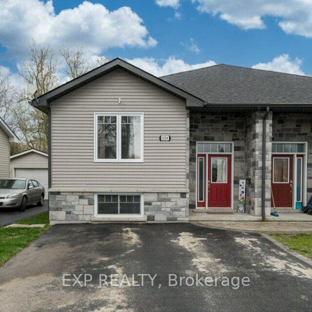 A – 102 Davis Street E, Quinte West