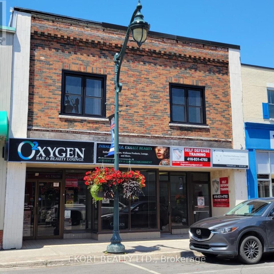 A – 82 Dundas Street W, Quinte West
