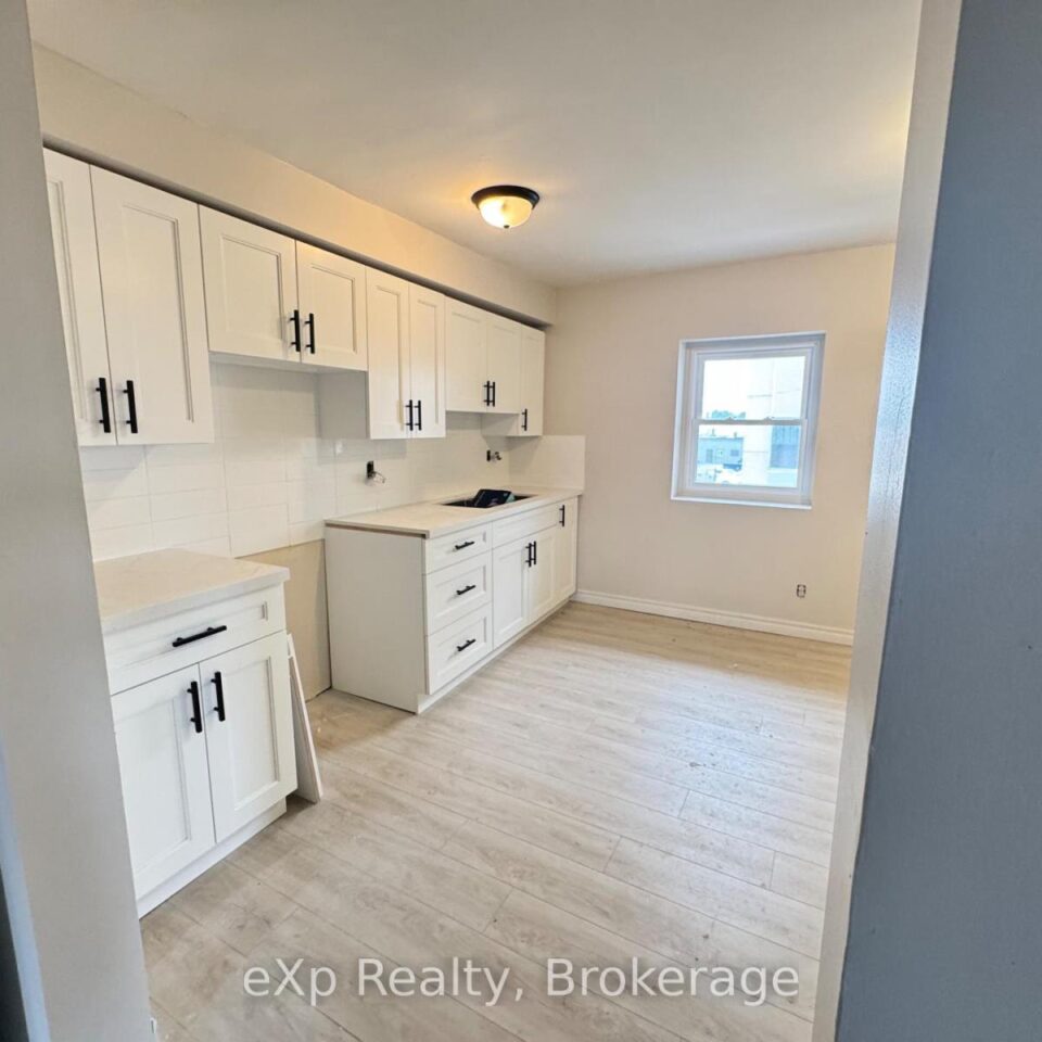 Apt 2 – 2 King Street, Quinte West