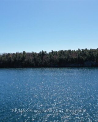 C Club Island, Leeds And The Thousand Islands