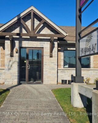 Unit 2 – 56 Middle Street, Quinte West